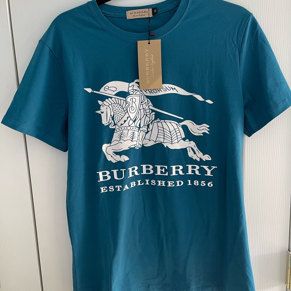 Burberry T-shirt
